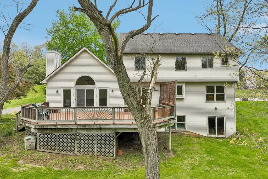 6338 Dalton Ridge Hamburg Township MI 48116
