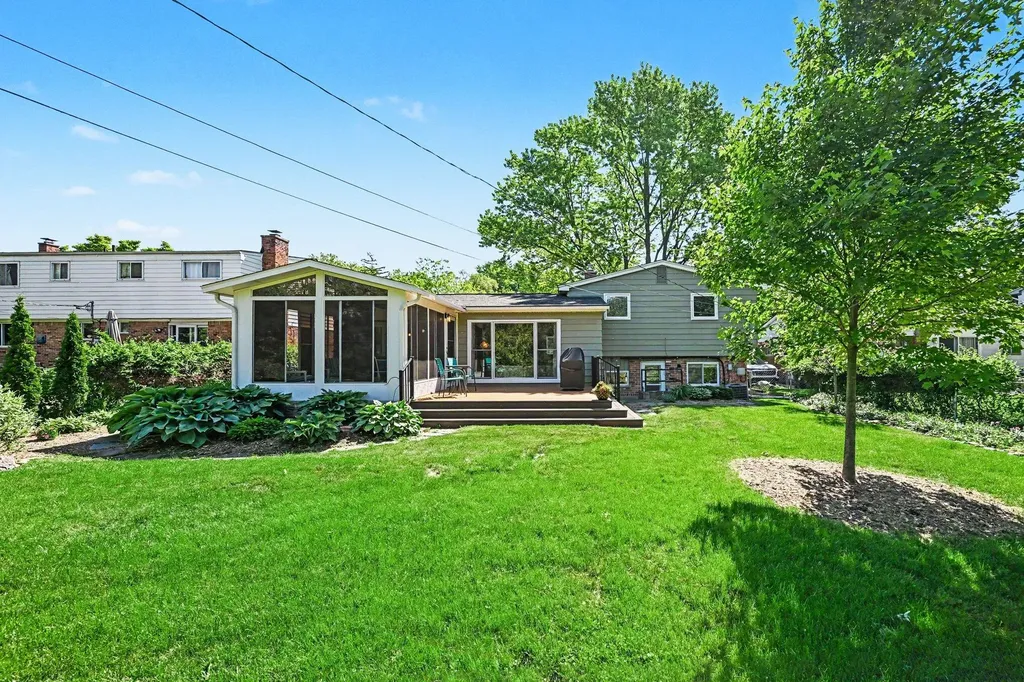 2075 Georgetown Boulevard Ann Arbor City MI 48105
