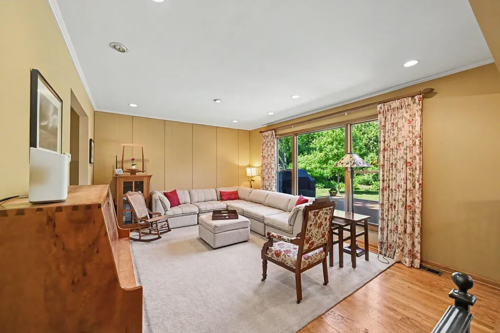 2075 Georgetown Boulevard Ann Arbor City MI 48105