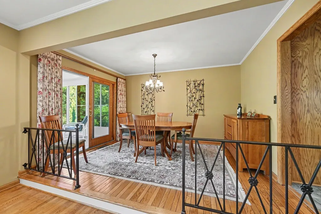 2075 Georgetown Boulevard Ann Arbor City MI 48105