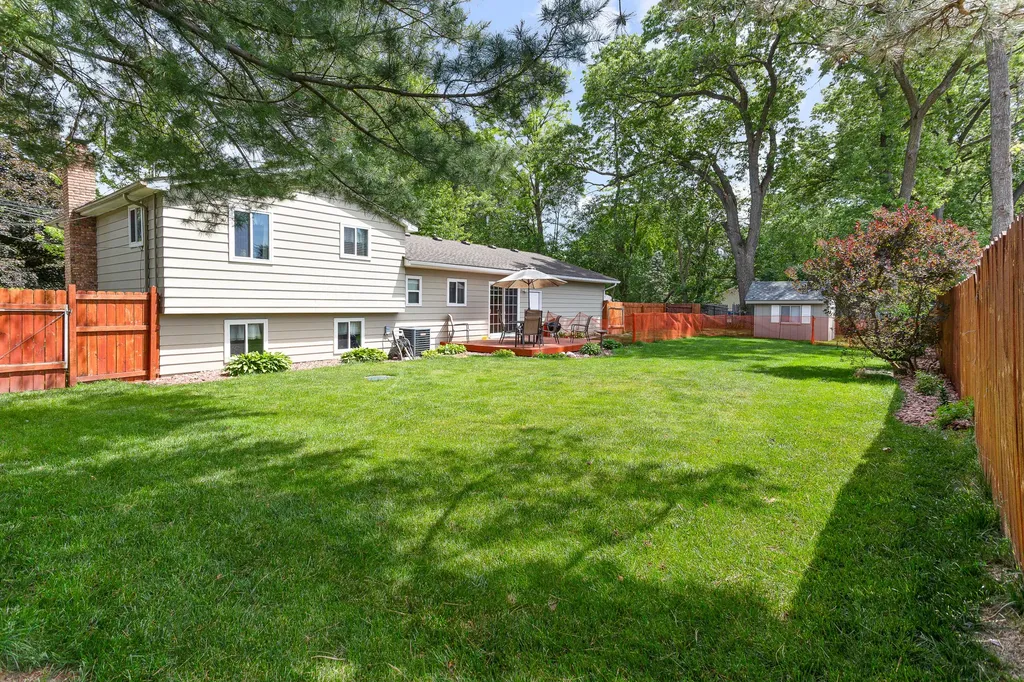 5365 Barkley Street Commerce Charter Township MI 48382