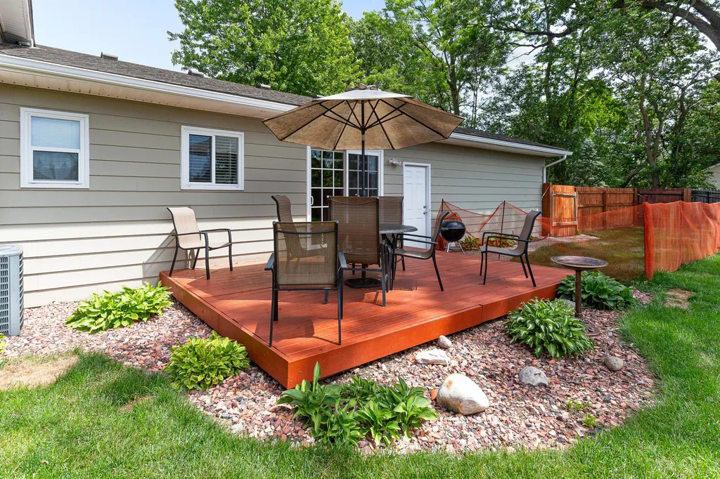5365 Barkley Street Commerce Charter Township MI 48382