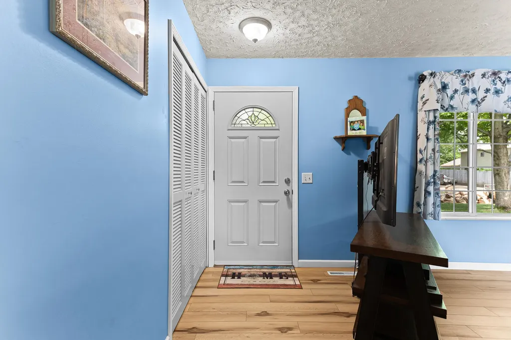 5365 Barkley Street Commerce Charter Township MI 48382