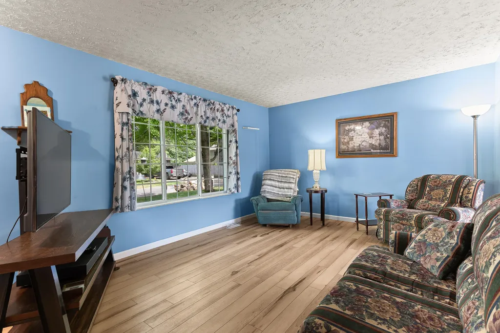 5365 Barkley Street Commerce Charter Township MI 48382