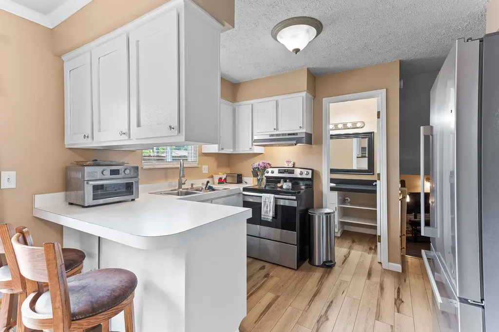 5365 Barkley Street Commerce Charter Township MI 48382
