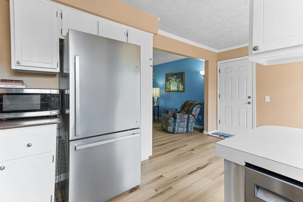 5365 Barkley Street Commerce Charter Township MI 48382