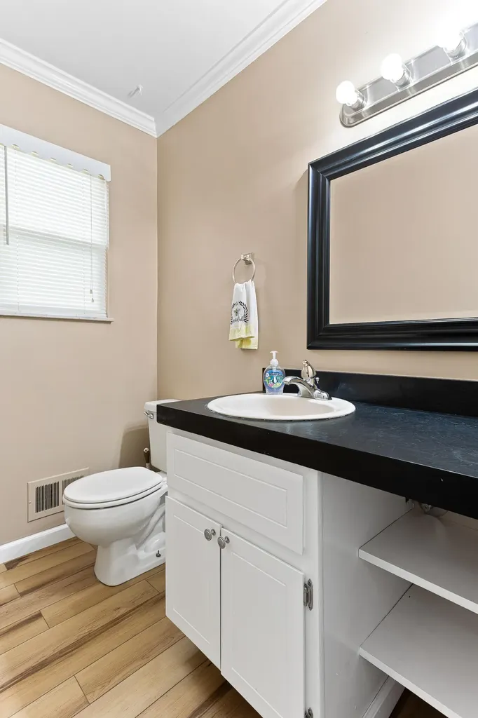 5365 Barkley Street Commerce Charter Township MI 48382