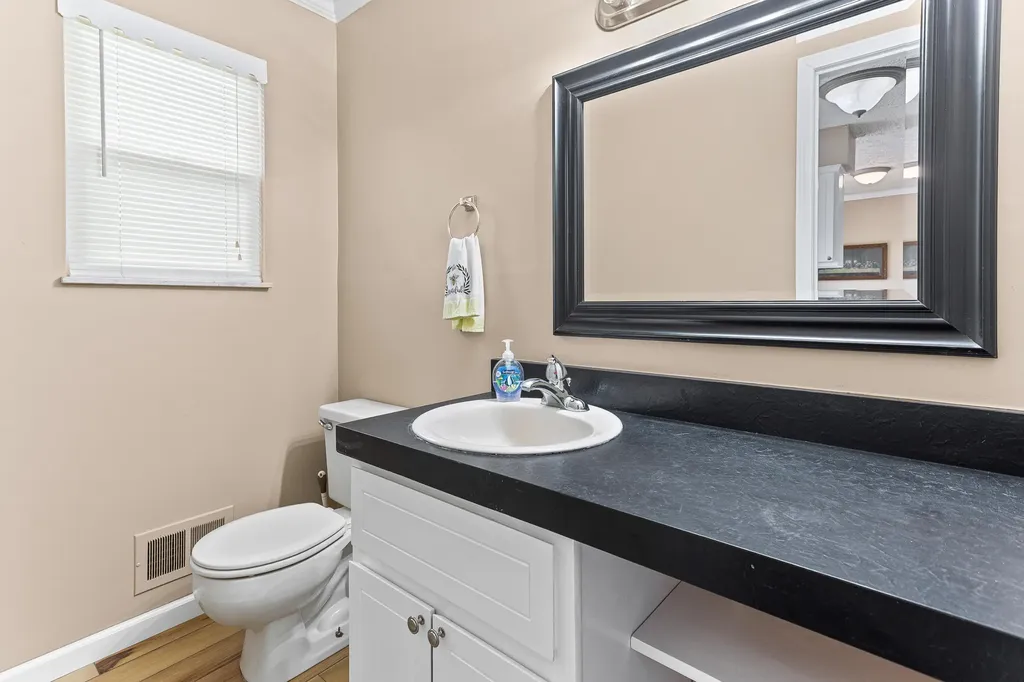 5365 Barkley Street Commerce Charter Township MI 48382