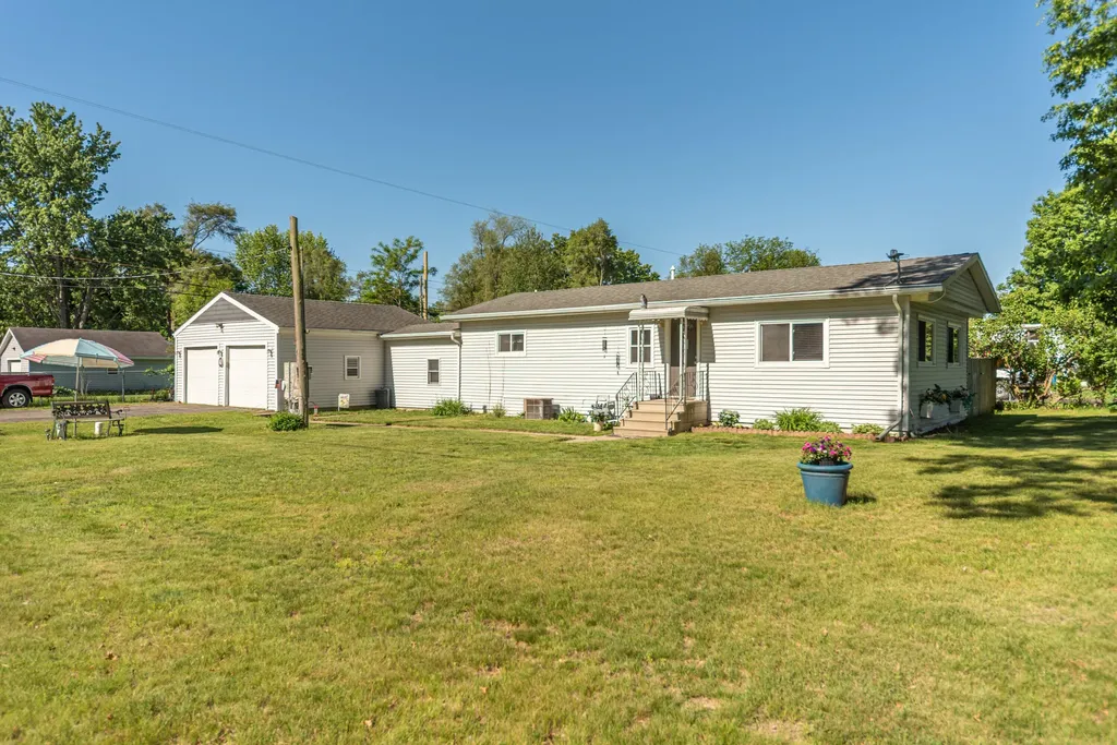 9437 Cady Road Napoleon Township MI 49201