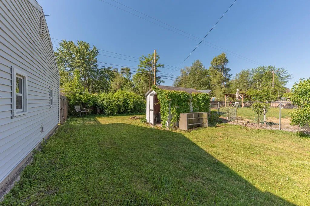 9437 Cady Road Napoleon Township MI 49201