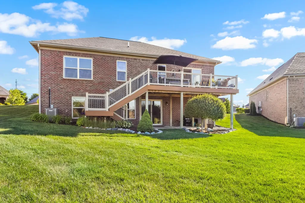 24523 Pinnacle Circle Lyon Charter Township MI 48178