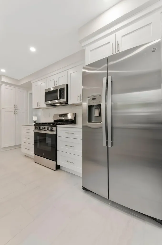 15241 Pearson Street Oak Park City MI 48237