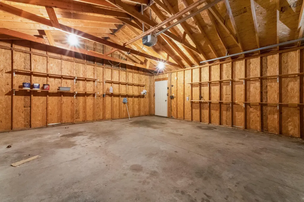 15241 Pearson Street Oak Park City MI 48237