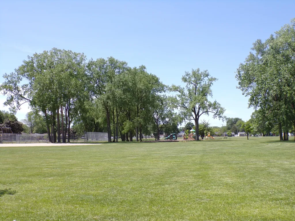 31541 Madison Avenue Madison Heights City MI 48071
