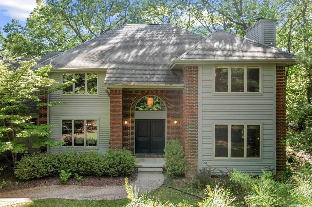 5599 Great Hawk Circle Superior Charter Township MI 48105