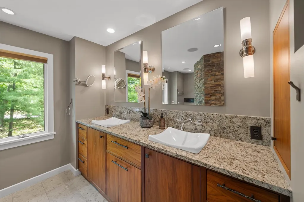 5599 Great Hawk Circle Superior Charter Township MI 48105