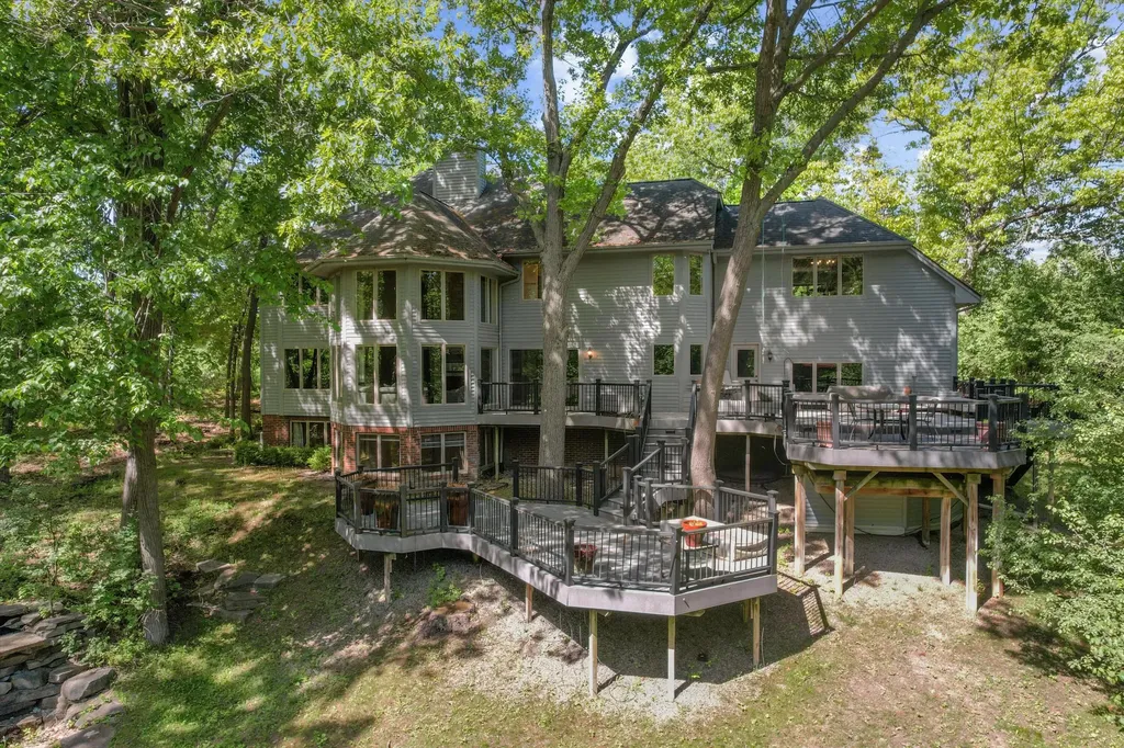 5599 Great Hawk Circle Superior Charter Township MI 48105