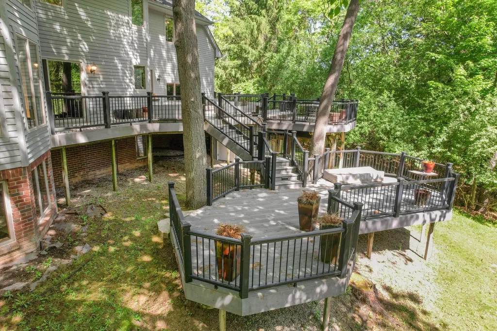 5599 Great Hawk Circle Superior Charter Township MI 48105