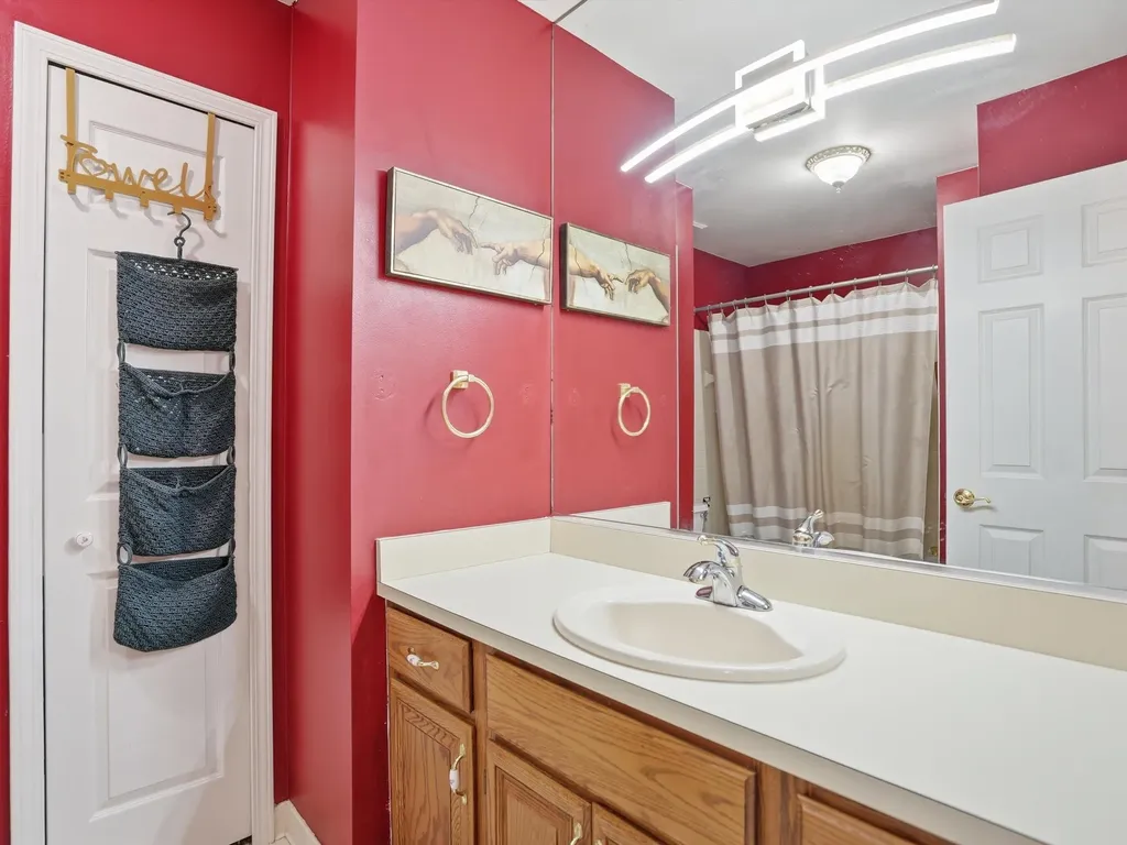 7652 Woodview Drive Waterford Charter Township MI 48327