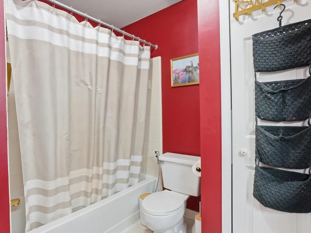 7652 Woodview Drive Waterford Charter Township MI 48327