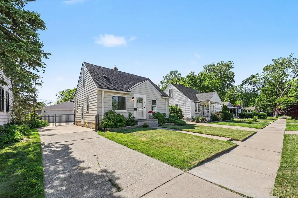 2801 Inman Street Ferndale City MI 48220