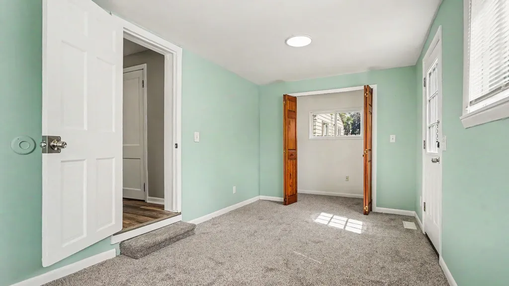 458 Dupont Avenue Ypsilanti Charter Township MI 48197
