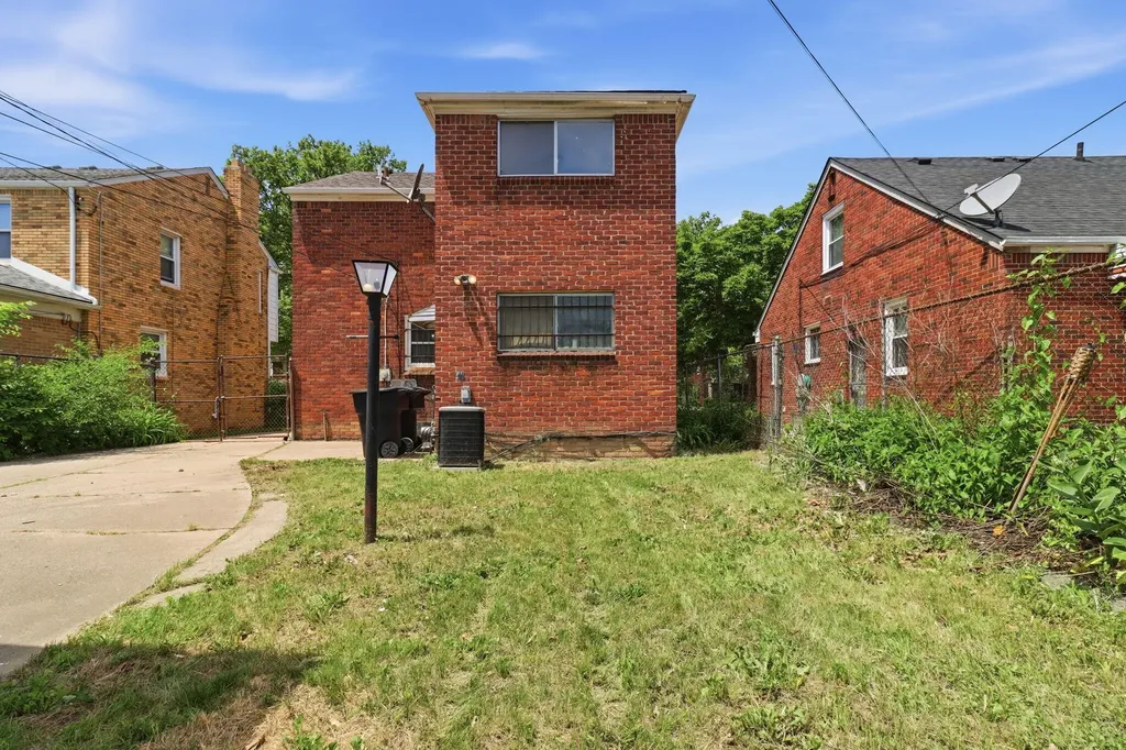 9076 Dawes Street Detroit City MI 48204