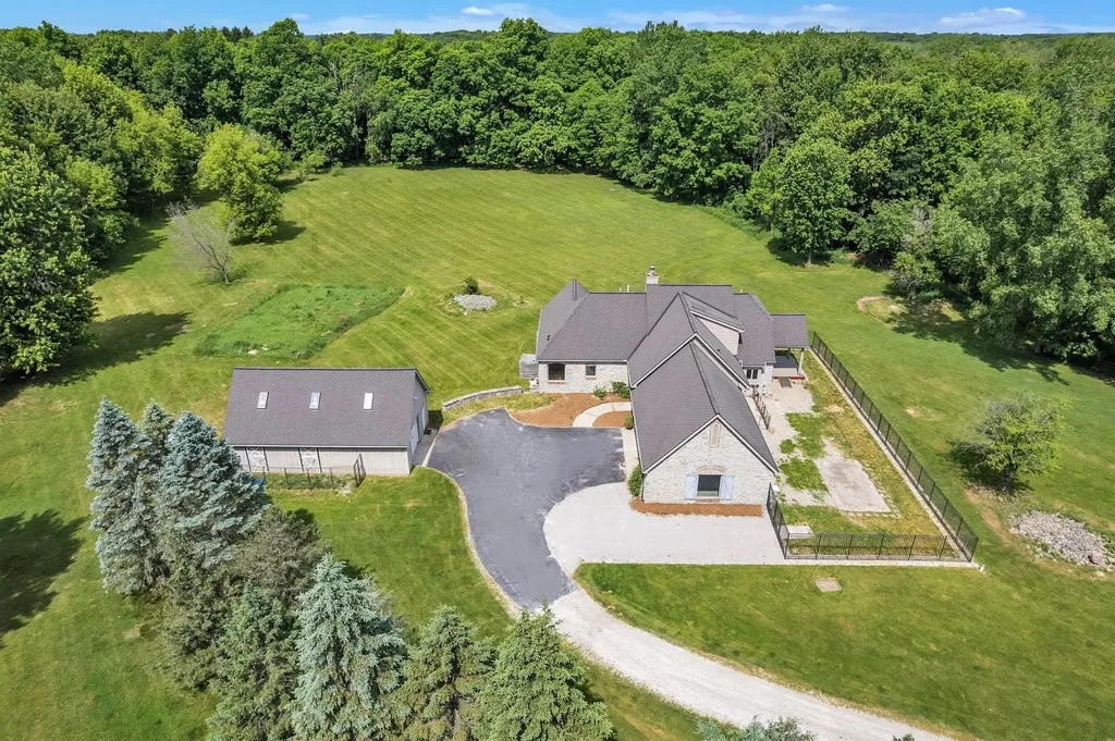 2665 White Tail Court Northfield Township MI 48178