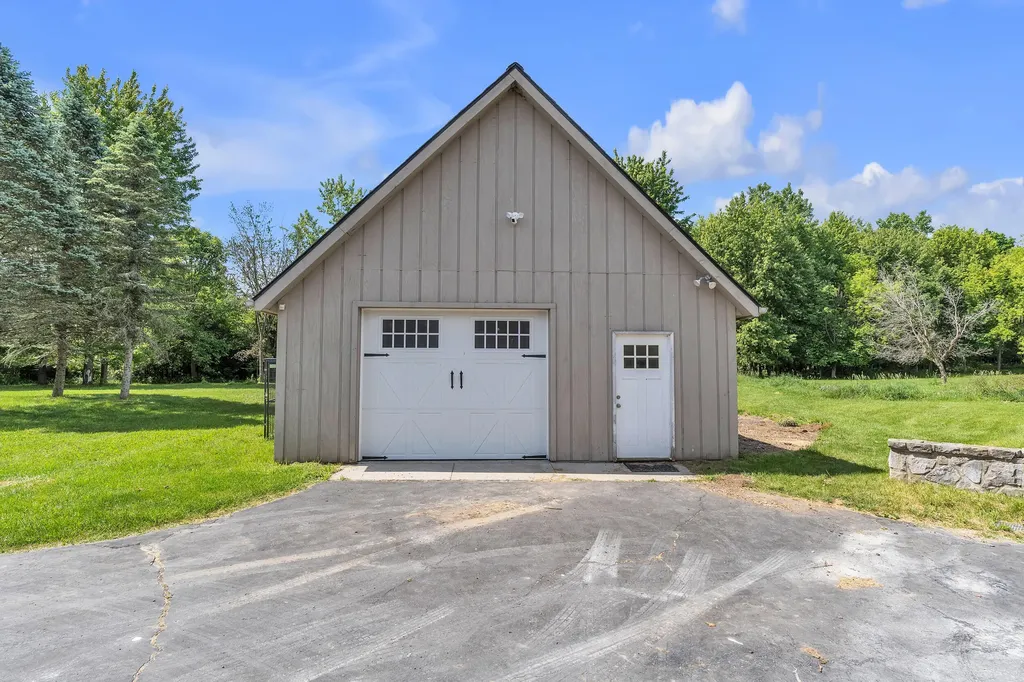 2665 White Tail Court Northfield Township MI 48178