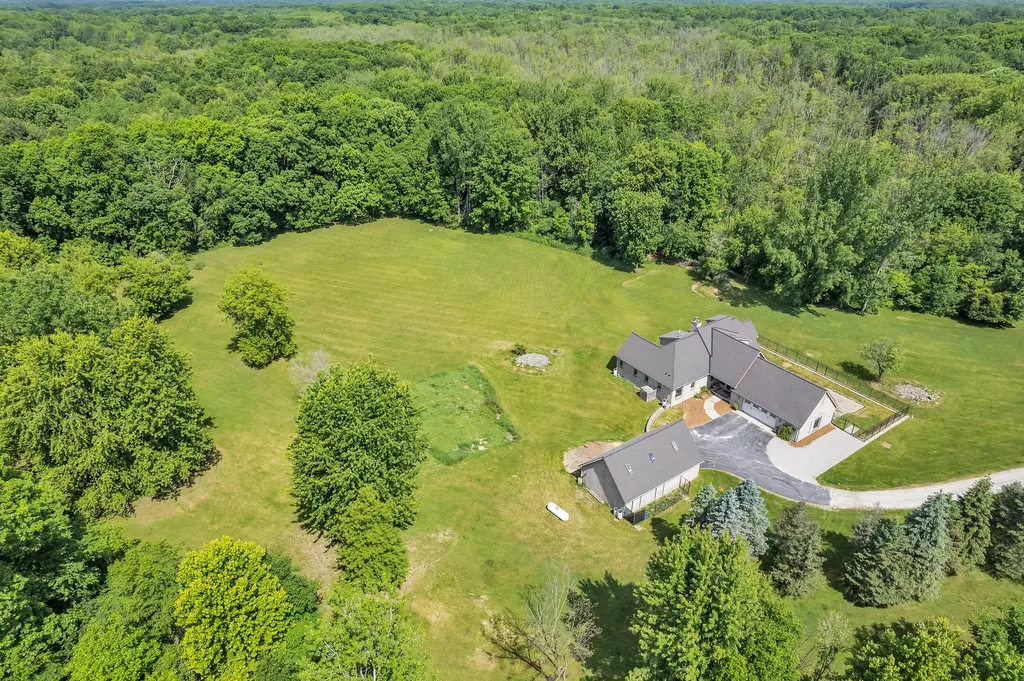 2665 White Tail Court Northfield Township MI 48178
