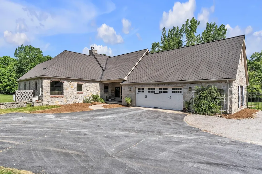 2665 White Tail Court Northfield Township MI 48178