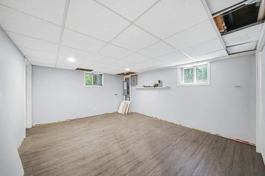 29100 Terrence Street Livonia City MI 48154
