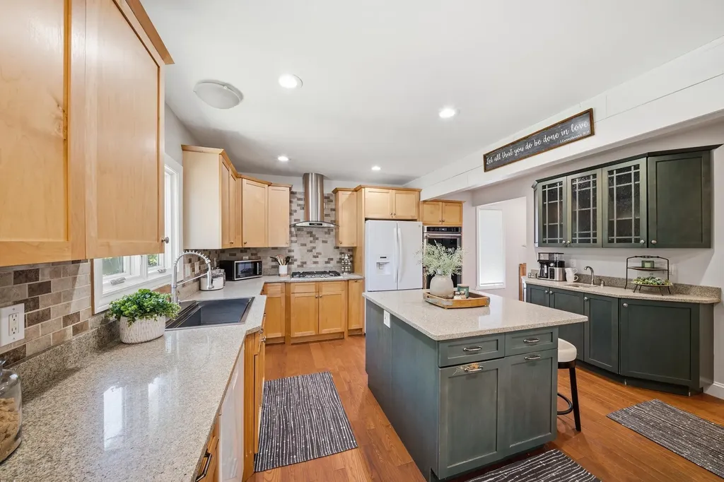 29100 Terrence Street Livonia City MI 48154