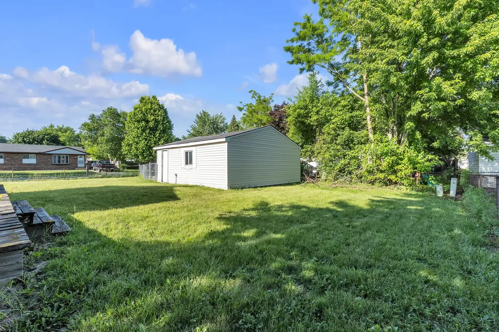 1243 Springer Street Westland City MI 48186
