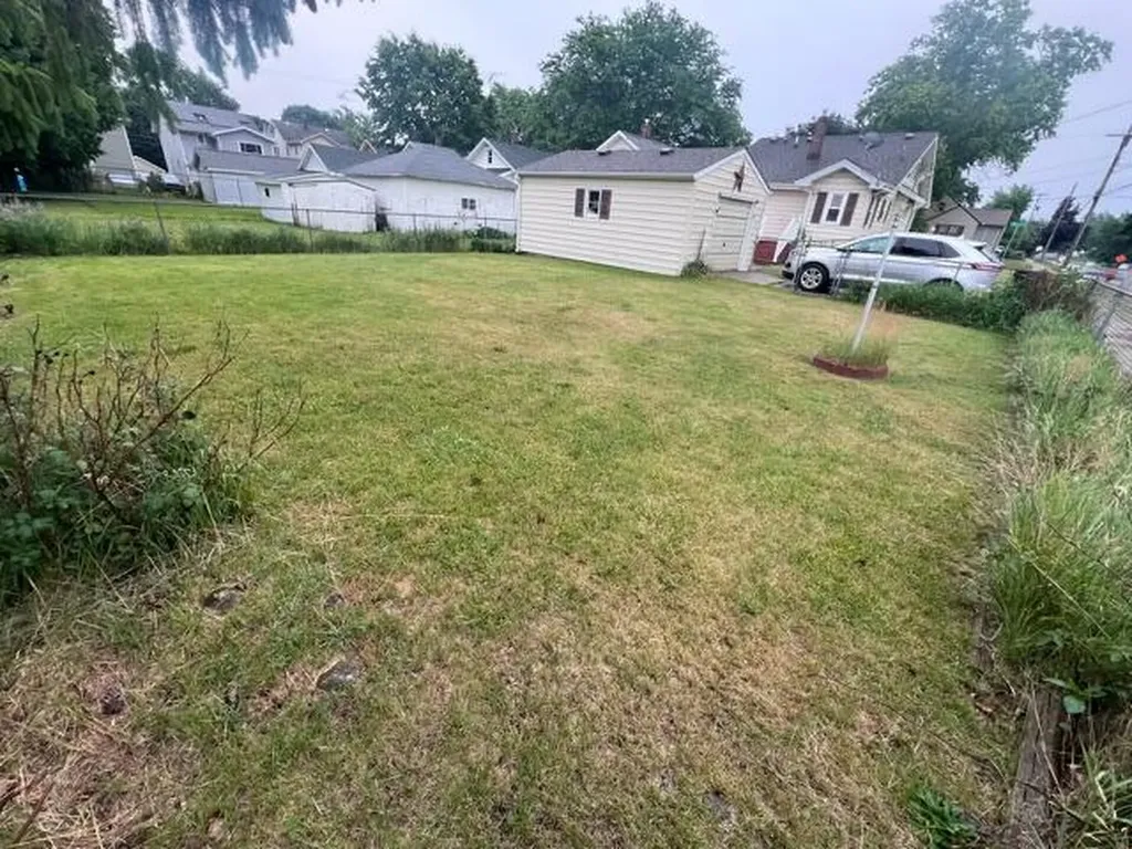 1600 Maguire Street Jackson City MI 49202