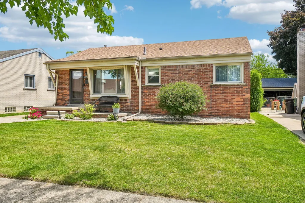 15071 Cameron Street Southgate City MI 48195