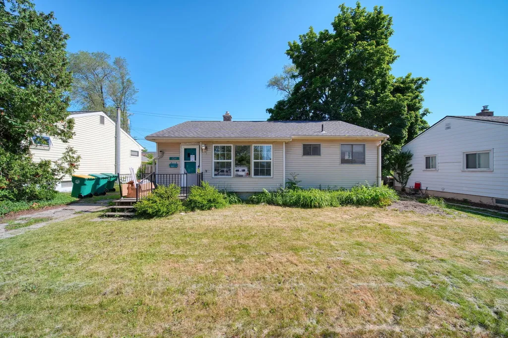 1241 Grove Road Ypsilanti Charter Township MI 48198