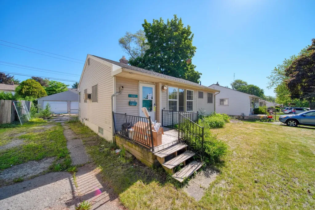 1241 Grove Road Ypsilanti Charter Township MI 48198