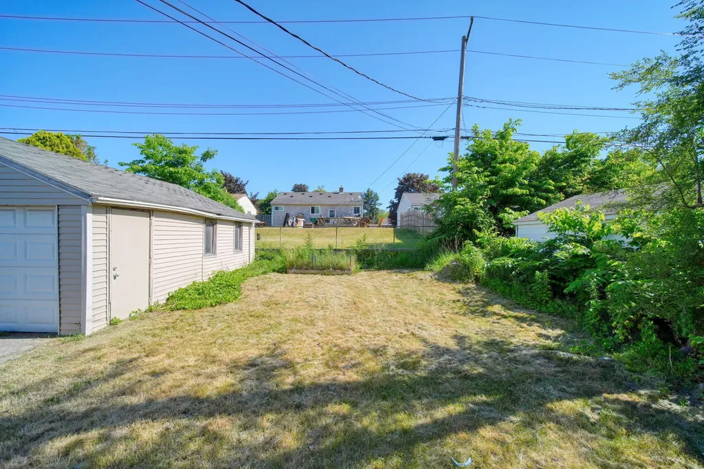 1241 Grove Road Ypsilanti Charter Township MI 48198