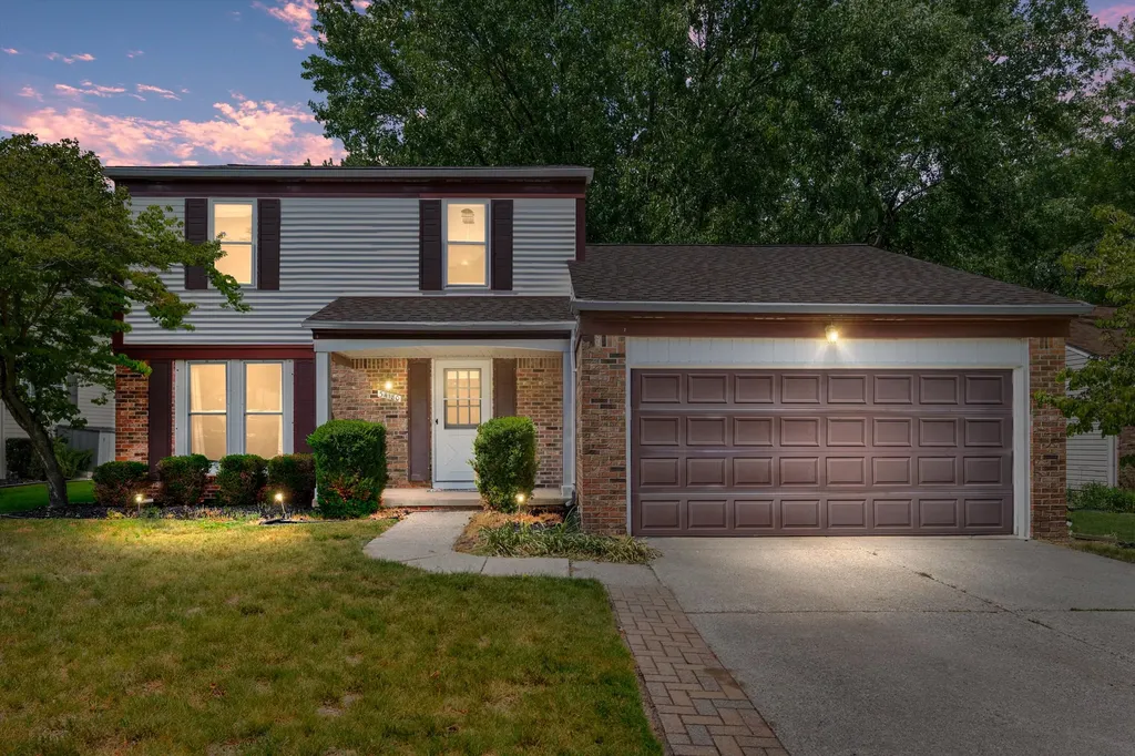 34180 Parkdale Street Livonia City MI 48150