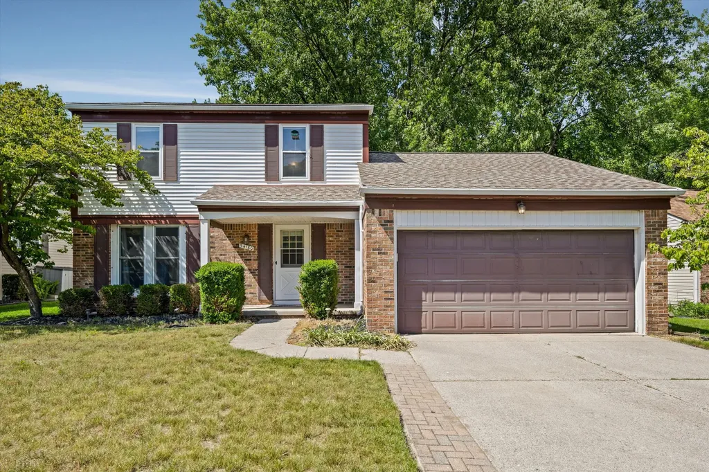 34180 Parkdale Street Livonia City MI 48150