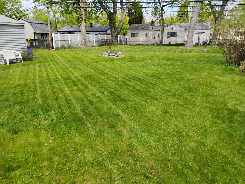12415 Clinton River Road Sterling Heights City MI 48313