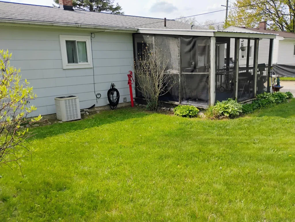 12415 Clinton River Road Sterling Heights City MI 48313
