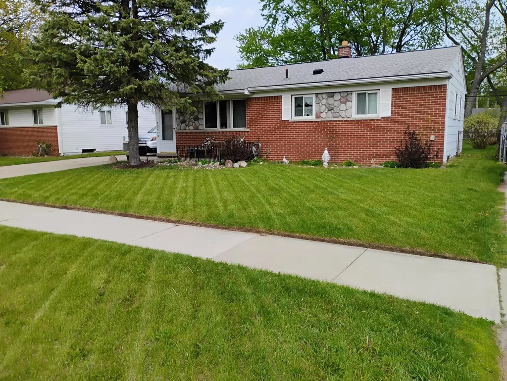 12415 Clinton River Road Sterling Heights City MI 48313