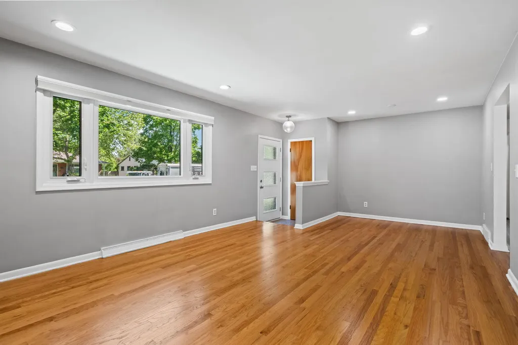 1901 Weldon Boulevard Ann Arbor City MI 48103