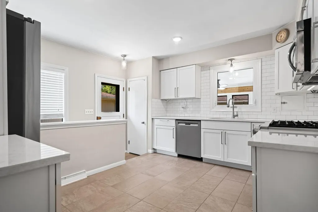 1901 Weldon Boulevard Ann Arbor City MI 48103