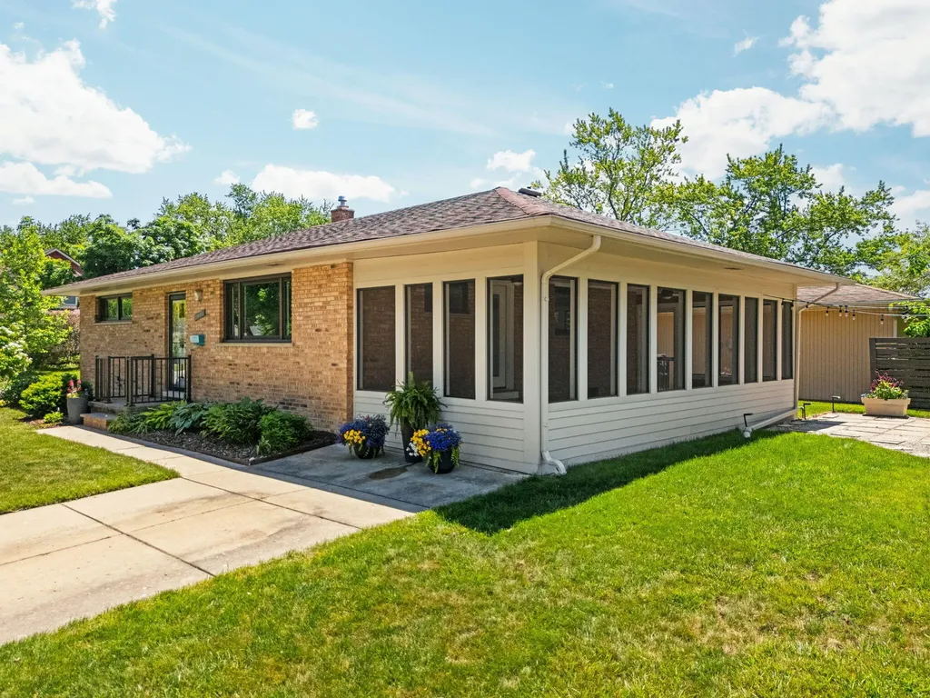 1901 Weldon Boulevard Ann Arbor City MI 48103