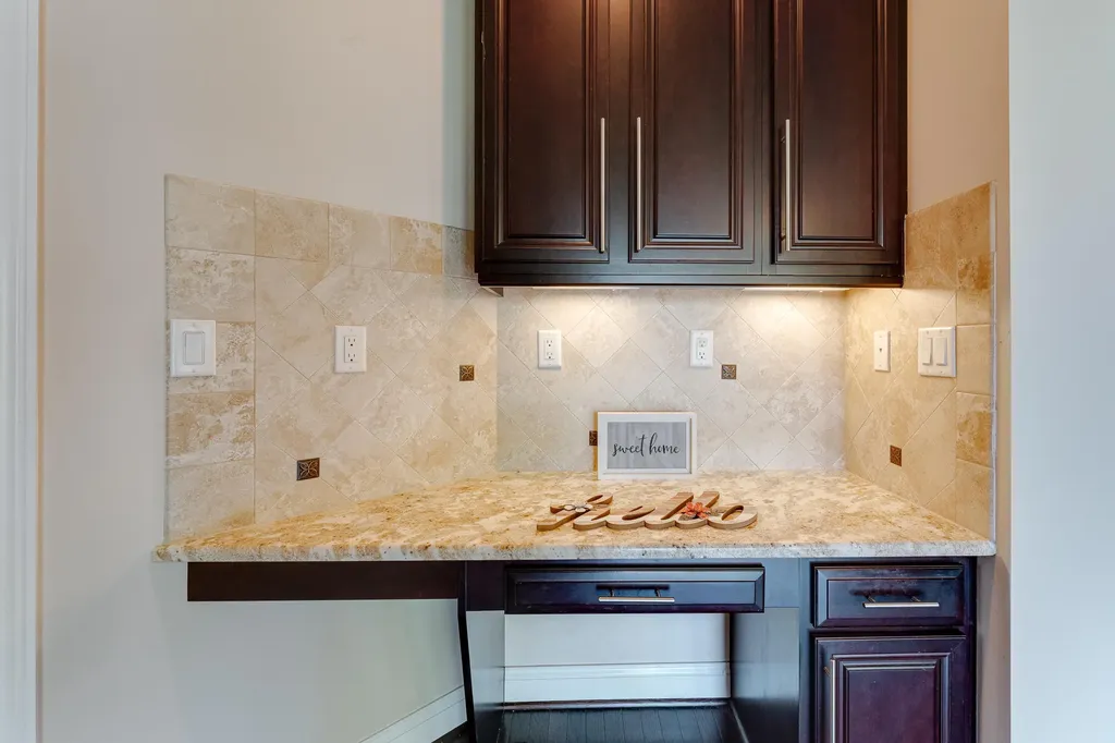 17486 Crestbrook Drive Northville Township MI 48168