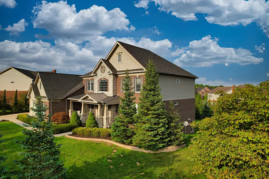 17486 Crestbrook Drive Northville Township MI 48168