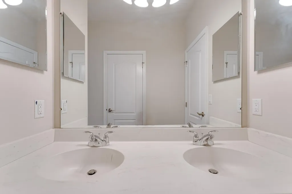 17486 Crestbrook Drive Northville Township MI 48168